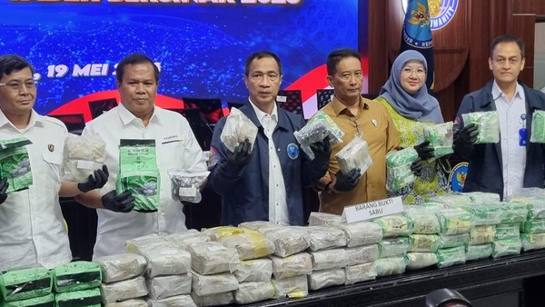 plt-deputi-pemberantasan-bnn-brigjen-roy-hardi-siahaan-1779240612947_169